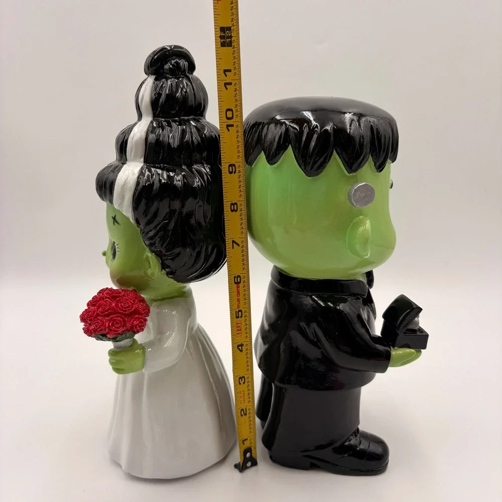 Frankenstein and Bride Wedding Proposal Resin Figurine Set Halloween Decor